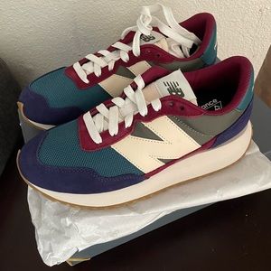 New Balance 237 Sneakers